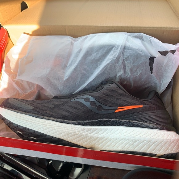 MENS SAUCONY BEST SNEAKERS NEW IN BOX SIZE 9 - Picture 9 of 12